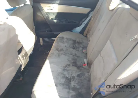 2014 Toyota Corolla Le Eco z USA, uszkodzony, nr VIN 5YFBPRHE8EP059965